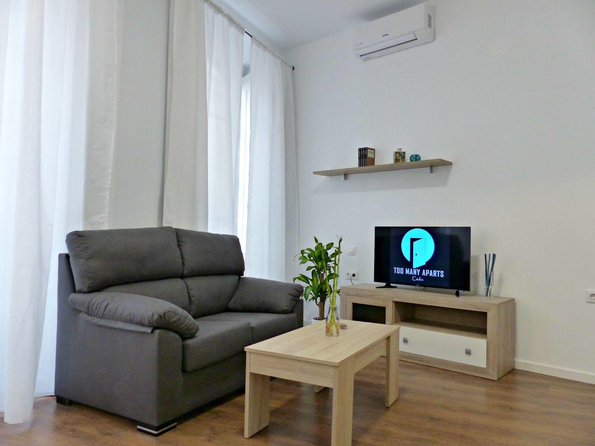 Too Many Aparts Cadiz Ngoại thất bức ảnh